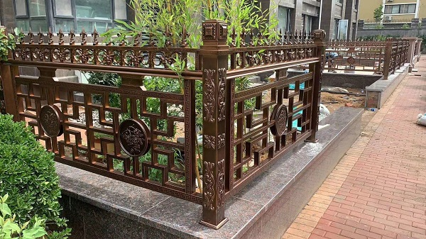 景觀河道不銹鋼護(hù)欄有什么作用？