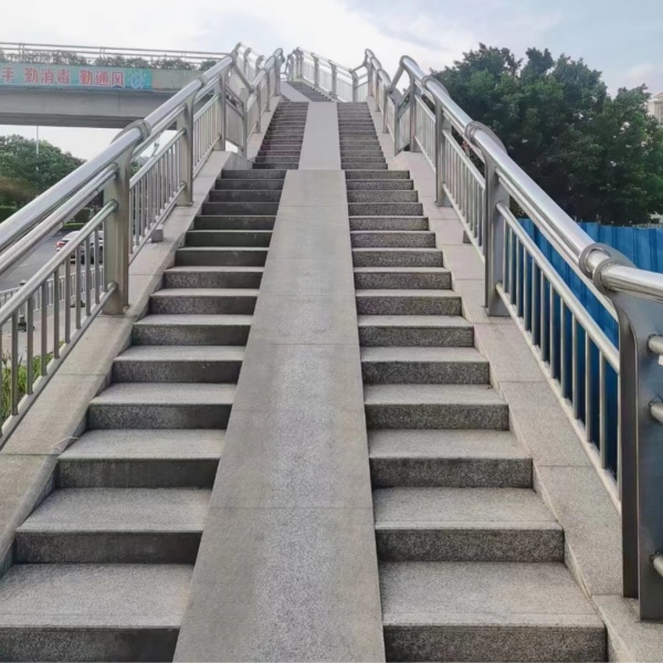 天橋不銹鋼護(hù)欄