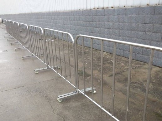 移動護欄